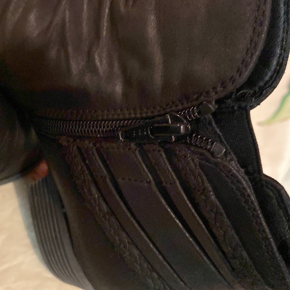 Yuu Shoes Yuu Boots Womens 7m Black Clayton Ankle Bootie Side Zip